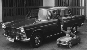 1959 Senior- und Juniorchef des Autohaus Arend